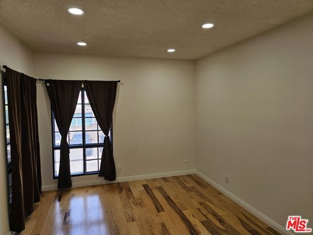 941 W Carson Street 103, Torrance, CA 90502