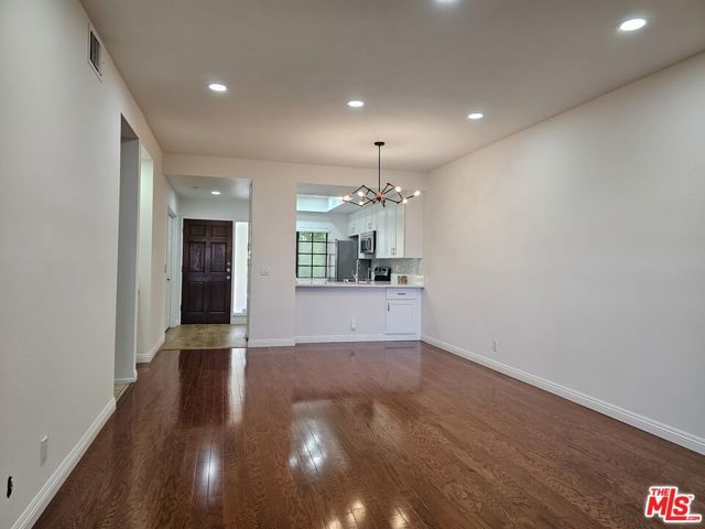 941 W Carson Street 103, Torrance, CA 90502