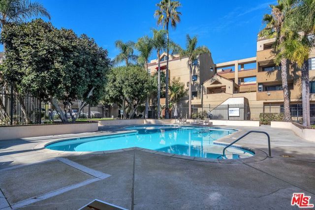 941 W Carson Street 103, Torrance, CA 90502