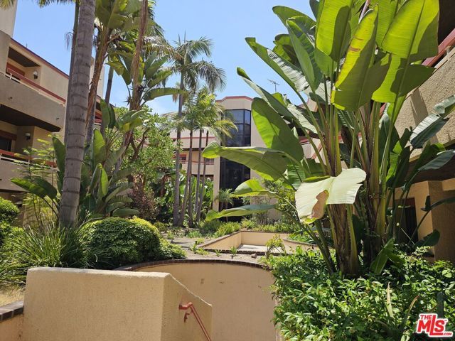 941 W Carson Street 103, Torrance, CA 90502