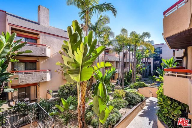 941 W Carson Street 103, Torrance, CA 90502