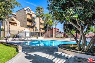 941 W Carson Street 103, Torrance, CA 90502