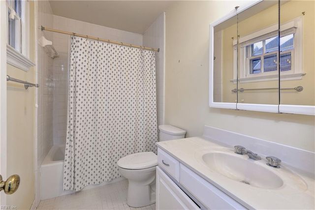 209 Woodmere Dr Unit C, Williamsburg, VA 23185
