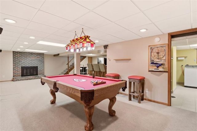 303 SW Marion Lane, Lee's Summit, MO 64081