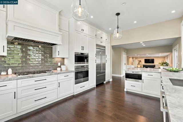 180 High Eagle Rd, Alamo, CA 94507