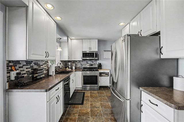 36 Gatewood Avenue, Gates, NY 14624