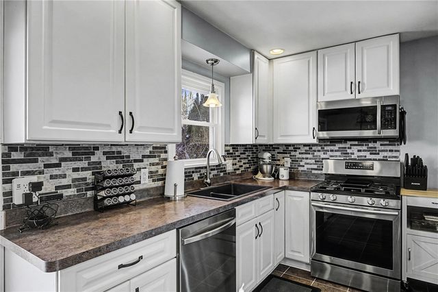 36 Gatewood Avenue, Gates, NY 14624