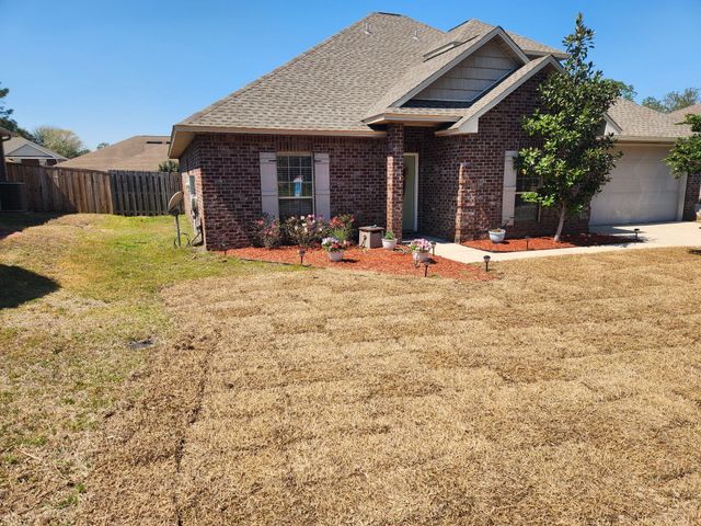 4627 Hermosa Road, Crestview, FL 32539