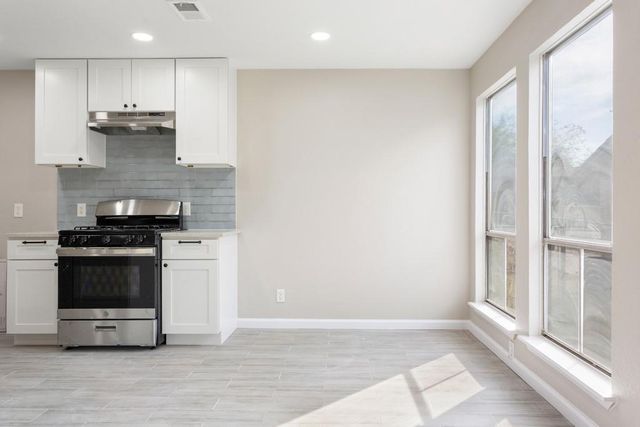 9604 Crown Ridge DR, Austin, TX 78753