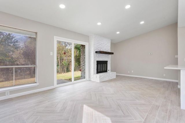 9604 Crown Ridge DR, Austin, TX 78753