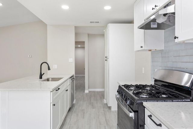 9604 Crown Ridge DR, Austin, TX 78753