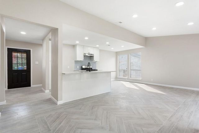 9604 Crown Ridge DR, Austin, TX 78753