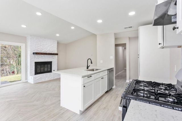 9604 Crown Ridge DR, Austin, TX 78753