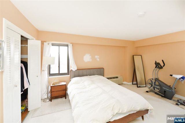 125 Prospect Avenue 10C, Hackensack, NJ 07601