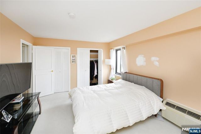 125 Prospect Avenue 10C, Hackensack, NJ 07601