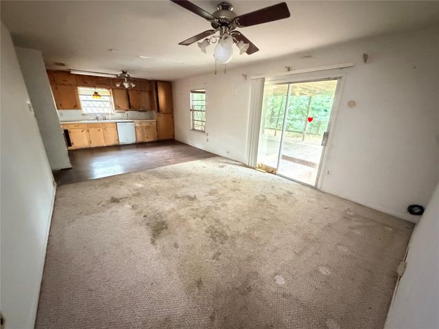 2110 Flynn Drive, Pasadena, TX 77502