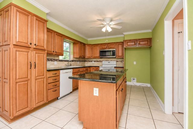 16034 Crawford Street, Jersey Village, TX 77040
