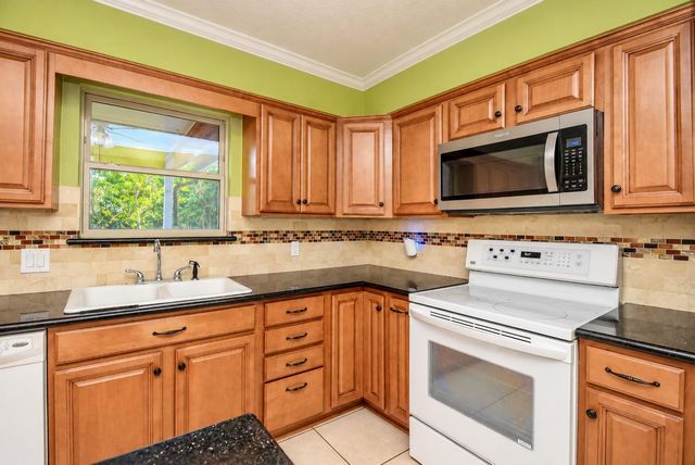 16034 Crawford Street, Jersey Village, TX 77040
