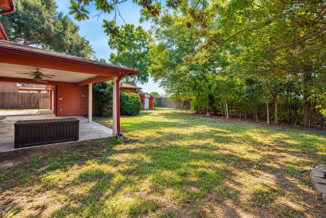 16034 Crawford Street, Jersey Village, TX 77040