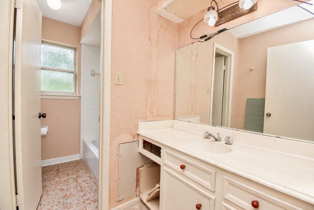16034 Crawford Street, Jersey Village, TX 77040