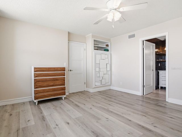 7920 SUN ISLAND DRIVE S 202, South Pasadena, FL 33707