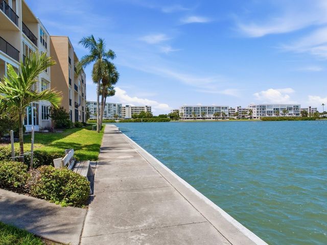 7920 SUN ISLAND DRIVE S 202, South Pasadena, FL 33707