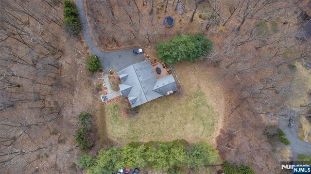 20 Sleepy Hollow Road, Denville Township, NJ 07834