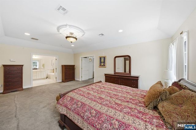 20 Sleepy Hollow Road, Denville Township, NJ 07834