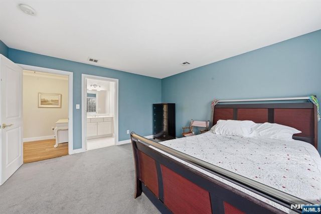 20 Sleepy Hollow Road, Denville Township, NJ 07834
