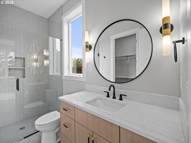 3664 Nw LANA Pl, Portland, OR 97229