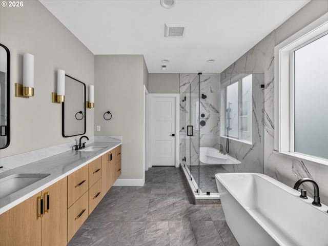 3664 Nw LANA Pl, Portland, OR 97229