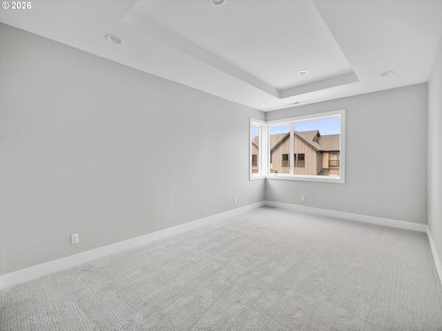 3664 Nw LANA Pl, Portland, OR 97229