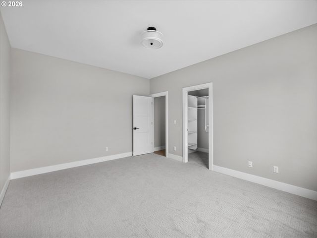 3664 Nw LANA Pl, Portland, OR 97229