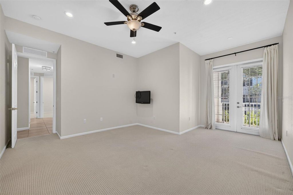 Image 14 of property listing at 4407 ETHAN LANE 29-101, Orlando, FL 32814