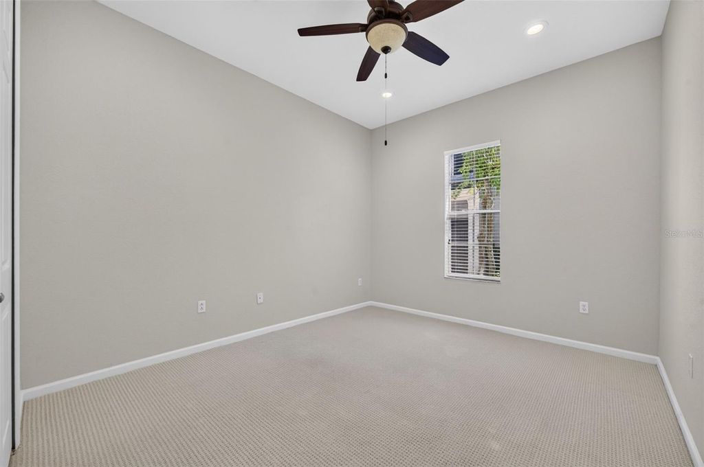 Image 20 of property listing at 4407 ETHAN LANE 29-101, Orlando, FL 32814
