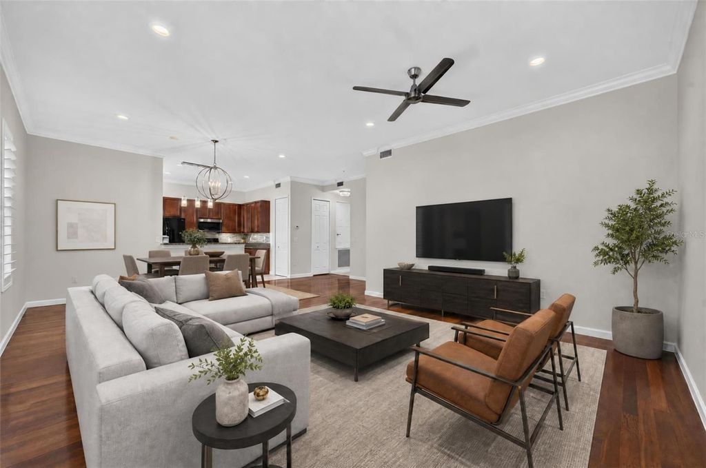 Image 5 of property listing at 4407 ETHAN LANE 29-101, Orlando, FL 32814