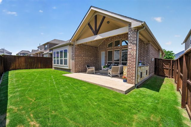 9005 Washington Lane, Argyle, TX 76226