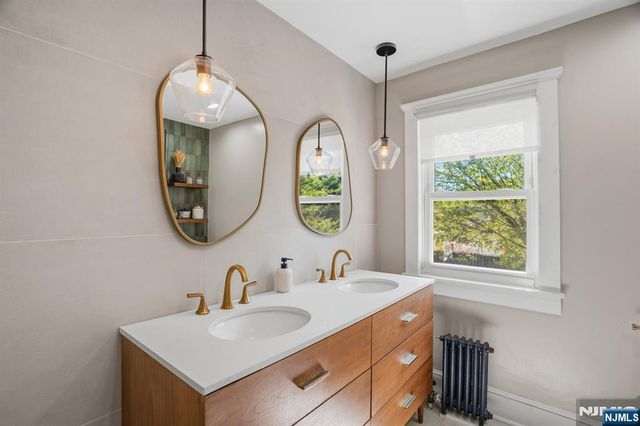 174 Morris Avenue, Englewood, NJ 07631
