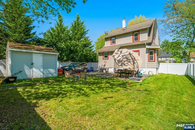174 Morris Avenue, Englewood, NJ 07631