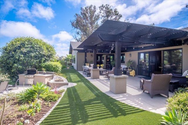 734 Avocado Ct, Del Mar, CA 92014