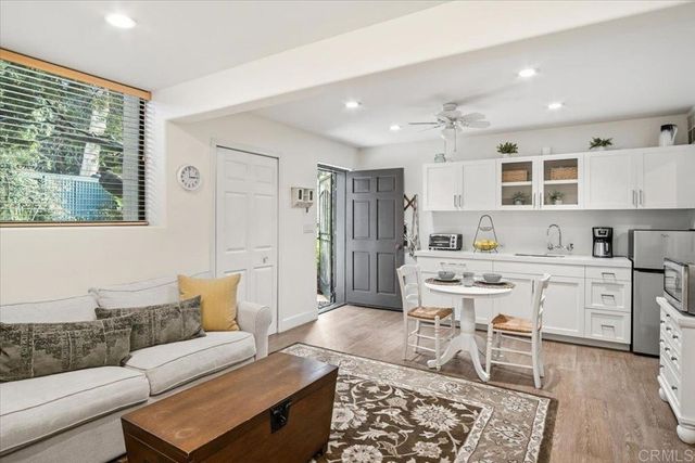 734 Avocado Ct, Del Mar, CA 92014