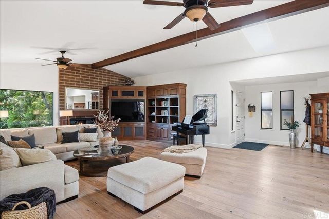 734 Avocado Ct, Del Mar, CA 92014