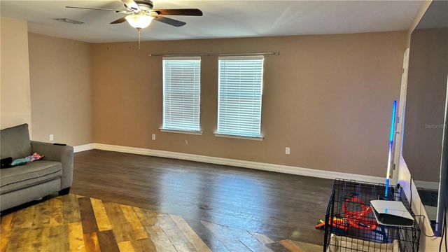 4866 68TH STREET CIRCLE E, Bradenton, FL 34203