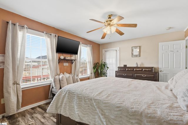 209 Alice Avenue, Greenville, SC 29611