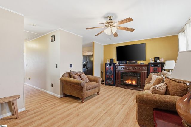 209 Alice Avenue, Greenville, SC 29611