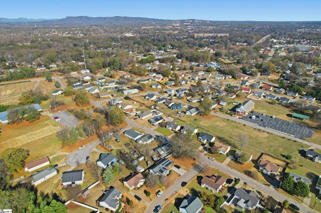 209 Alice Avenue, Greenville, SC 29611