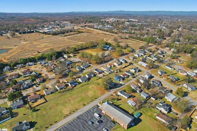 209 Alice Avenue, Greenville, SC 29611