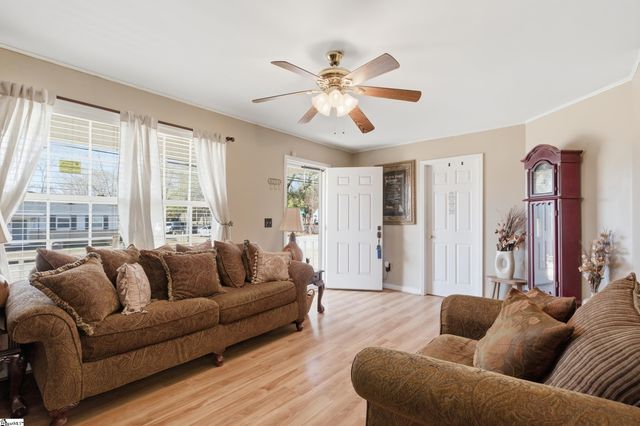 209 Alice Avenue, Greenville, SC 29611