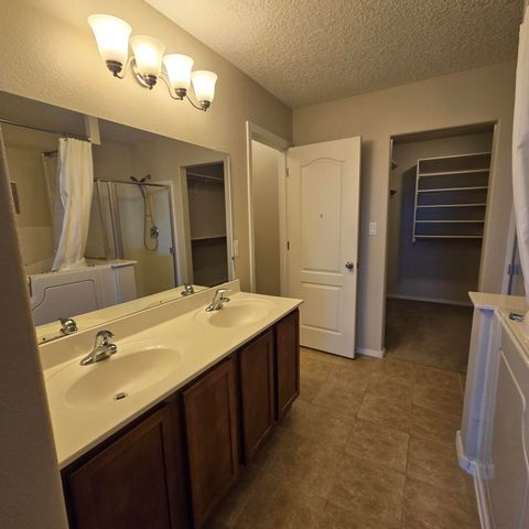 6912 Vista Del Sol Drive NW, Albuquerque, NM 87120