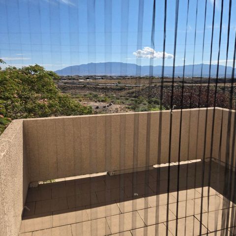 6912 Vista Del Sol Drive NW, Albuquerque, NM 87120